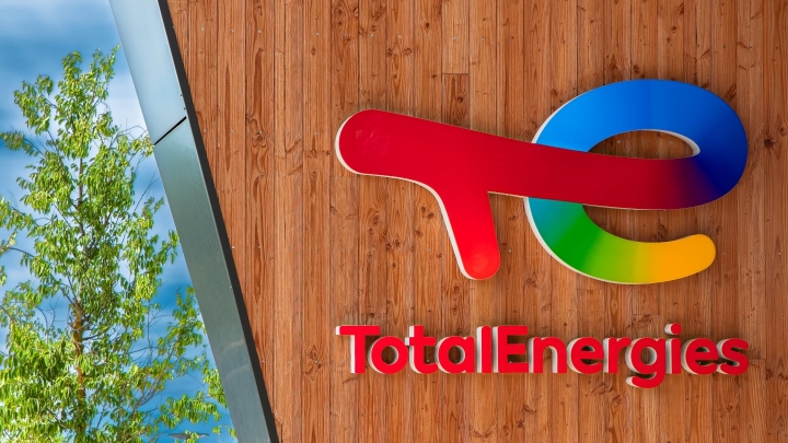TotalEnergies продает KKR долю в солнечных активах на $1,25 млрд