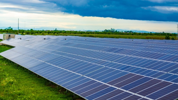 Компания из ОАЭ запустила первую промышленную солнечную станцию в Чаде