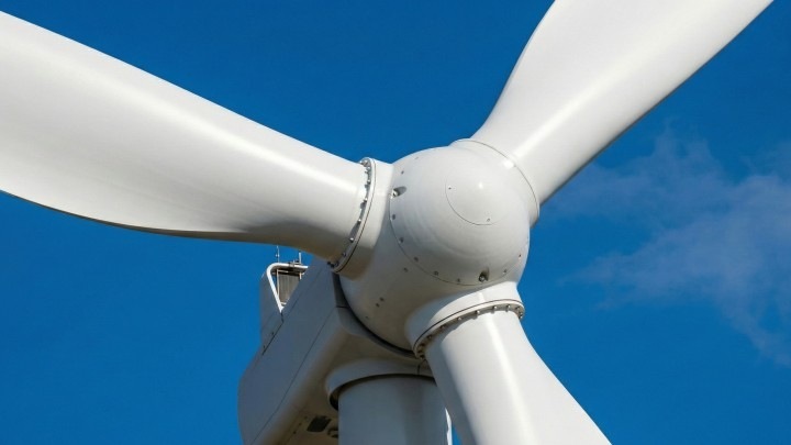 В Дагестане ввели в строй первую очередь крупнейшего ветропарка России