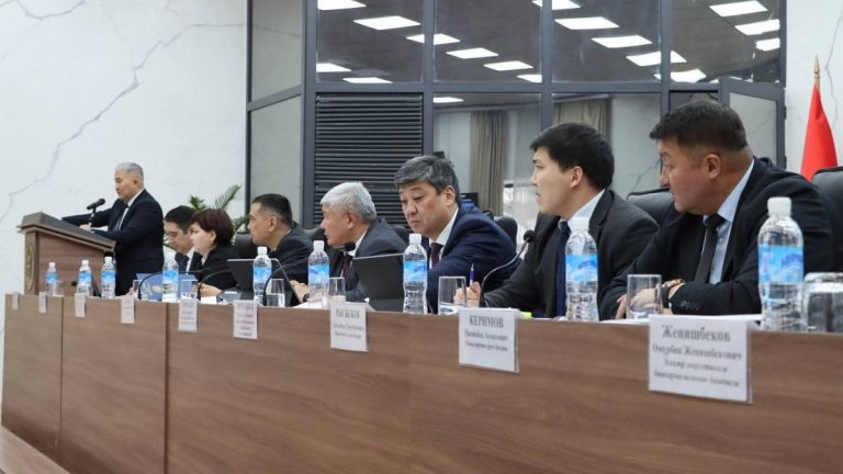 Минэнерго Кыргызстана отчиталось о восстановлении скважин и строительстве НПЗ