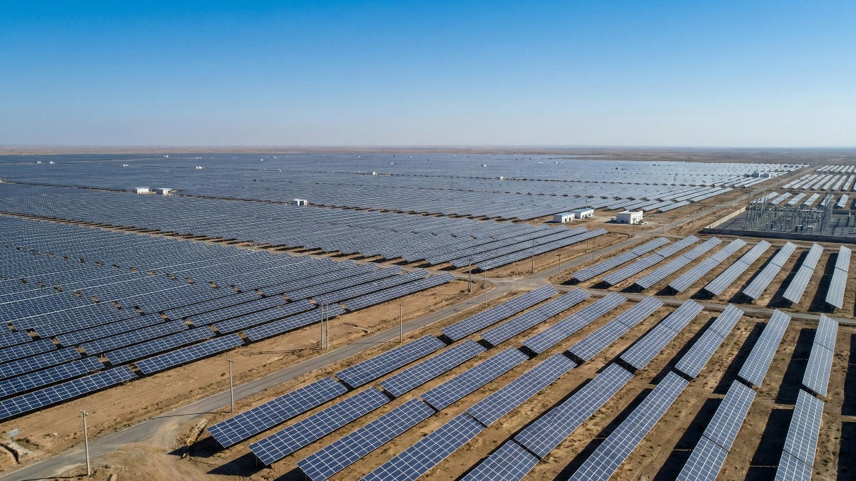 Китай увеличит мощность солнечной энергетики на четверть в 2026 году