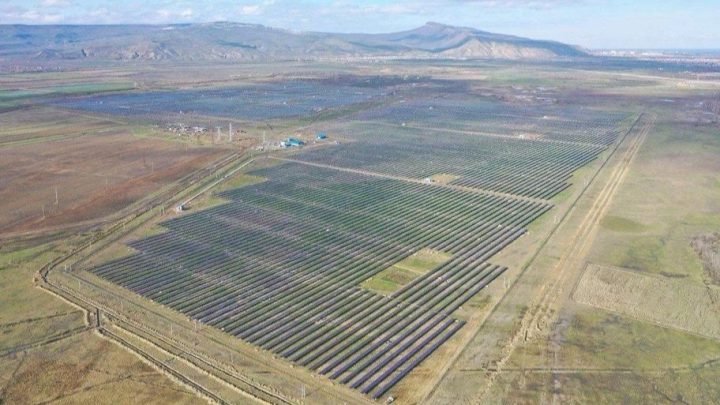 В Дагестане запустили крупнейшую в регионе СЭС на 102 МВт